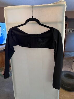 Black Long Sleeve Shrug - Brand: Unknown